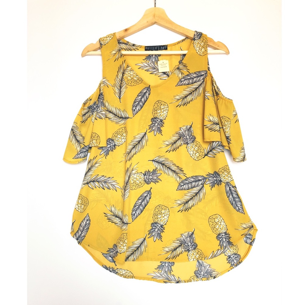 Potter’s Pot cold shoulder flowy pineapple blouse